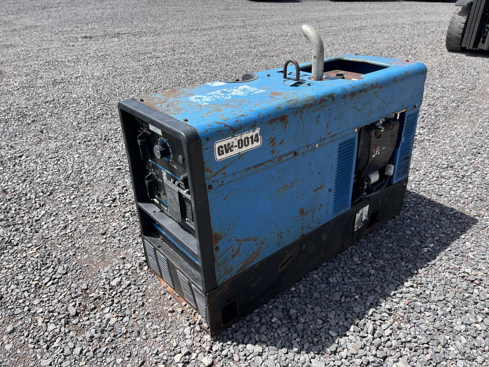 ./imagenes/INVOICE/2019/18158/MILLER BOBCAT 225 (5).JPG